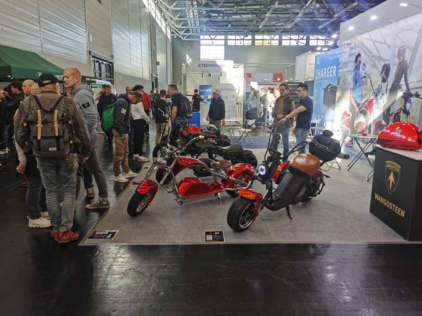 intermot 2022 Rooder mangosteen elektro roller chopper citycoco scoote ...