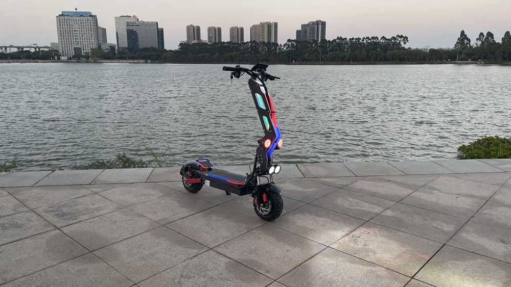 Waterproof Electric Scooter OEM